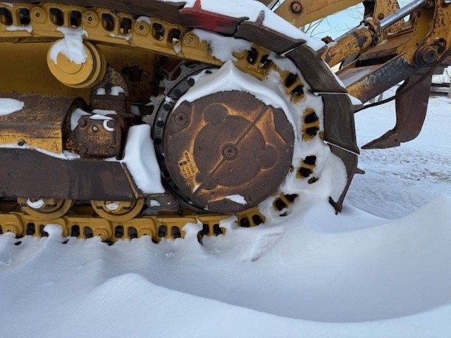  2005 DEERE 850C at Conquest Equipment Saskatchewan