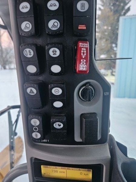  2015 CAT 160M at Conquest Equipment Saskatchewan