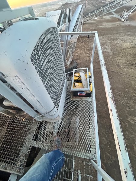   Cedarapids 443 Crusher at Conquest Equipment Saskatchewan