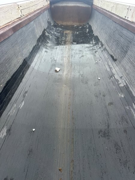  2010 GravHaul Tandem End Dump at Conquest Equipment Manitobia