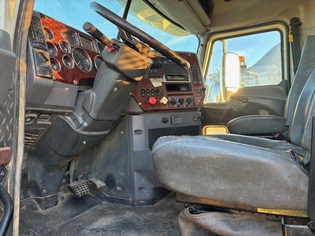  2014 Mack CXU613 at Conquest Equipment Saskatchewan