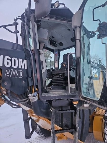  2015 CAT 160M at Conquest Equipment Saskatchewan