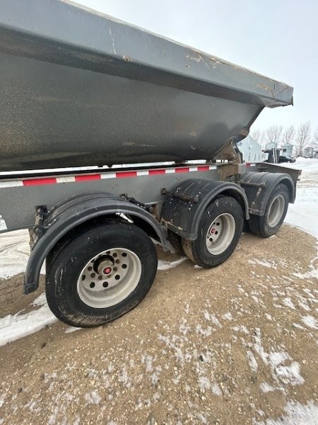  2021 Trail King TK60SSD-413 at Conquest Equipment Saskatchewan