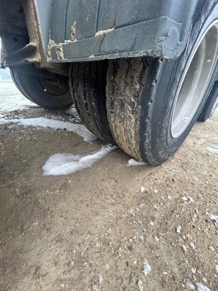  2021 Trail King TK60SSD-413 at Conquest Equipment Saskatchewan