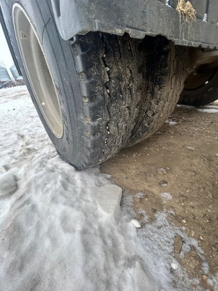  2021 Trail King TK60SSD-413 at Conquest Equipment Saskatchewan