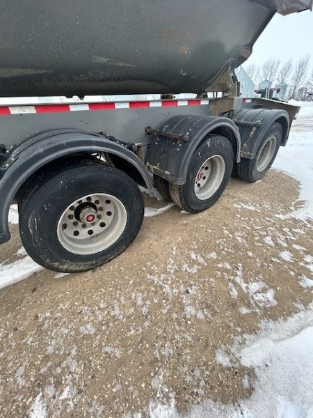  2021 Trail King TK60SSD-413 at Conquest Equipment Saskatchewan