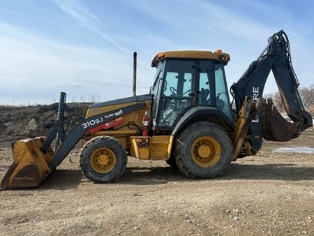  2008 DEERE SJ310 at Conquest Equipment Manitoba