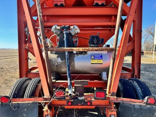   Ross Company Ross 100 Cement Batch Plant at Conquest Equipment Manitoba