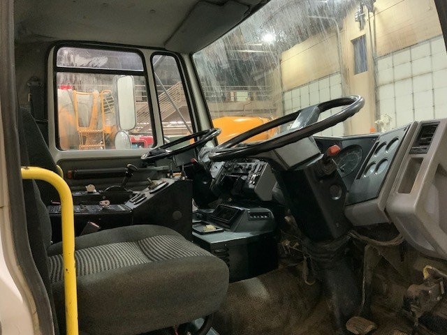  2000 Freightliner FC-70 Cabover Vacuum Broom Truck at Conquest Equipment North Dakota