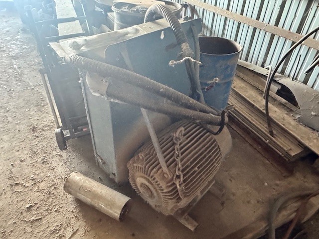  2013 DEERE 770G at Conquest Equipment Alberta