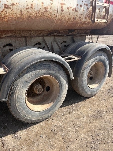  2011 Canuck End Dump at Conquest Equipment Manitoba