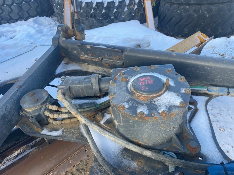  2013 DEERE 770G at Conquest Equipment Alberta