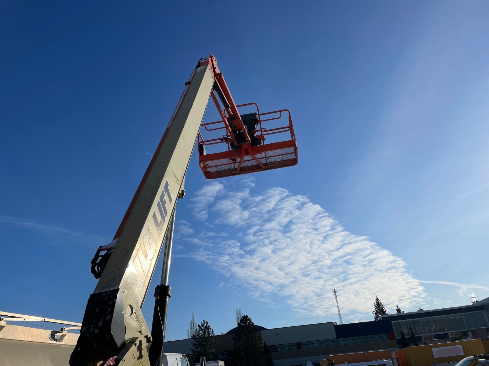  2009 JLG 600AJ at Conquest Equipment Alberta