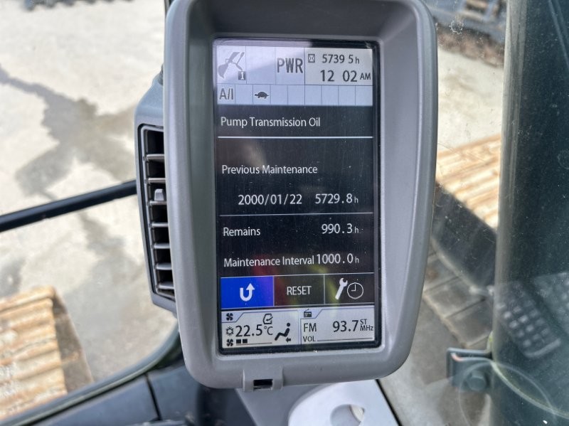  2019 John Deere 250G at Conquest Equipment BC