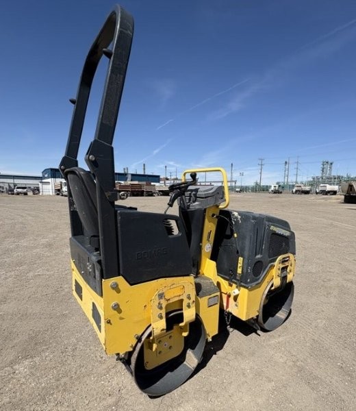 2015 Bomag BW900-50 Tandem Roller at Conquest Equipment Saskatchewan