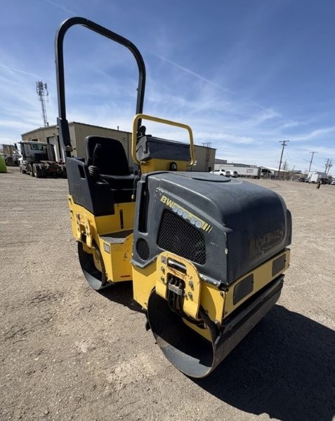  2015 Bomag BW900-50 Tandem Roller at Conquest Equipment Saskatchewan