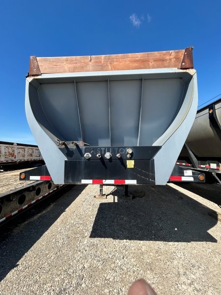  2018 Castleton Live Bottom at Conquest Equipment Saskatchewan