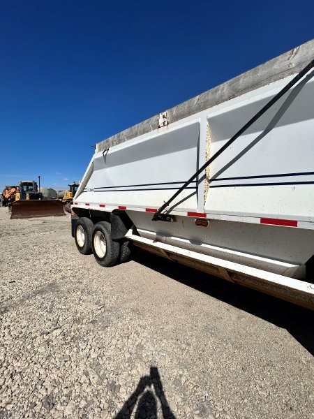  2008 Midland MC3500 and MC2000 Super Bee at Conquest Equipment Saskatchewan