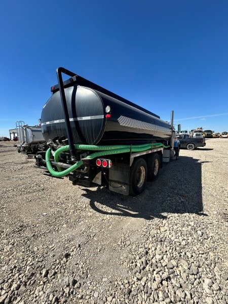  1998 Mack RD688S at Conquest Equipment 