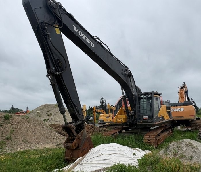  2020 VOLVO EC380ELR at Conquest Equipment BC