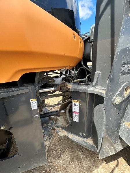  2020 CASE 921G XR at Conquest Equipment Saskatchewan
