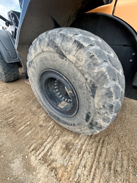  2020 CASE 921G XR at Conquest Equipment Saskatchewan