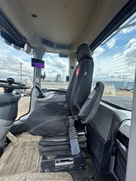  2020 CASE 921G XR at Conquest Equipment Saskatchewan
