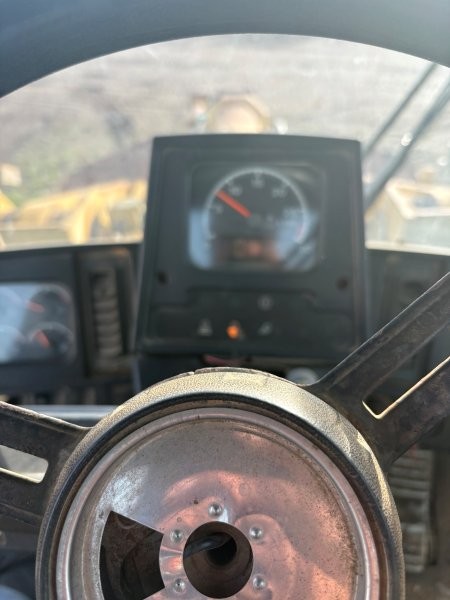  2001 CAT 950G at Conquest Equipment Manitoba