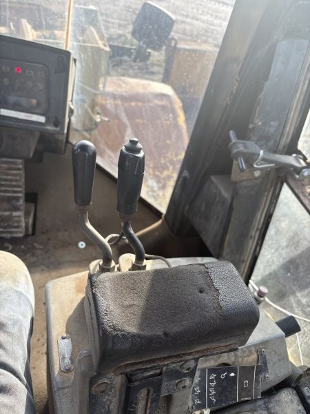  2001 CAT 950G at Conquest Equipment Manitoba