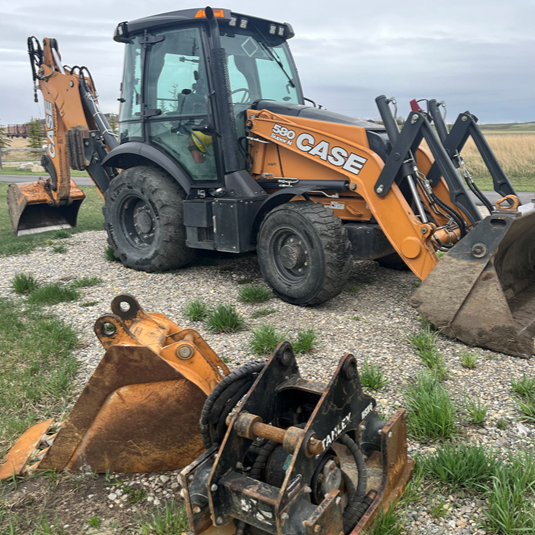  2019 CASE 580 Super N at Conquest Equipment Alberta
