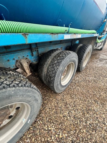  2004 Freightliner Water Truck at Conquest Equipment 