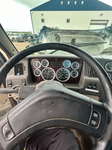  2004 Freightliner Water Truck at Conquest Equipment 