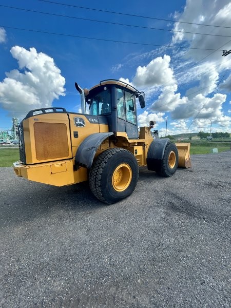  2014 DEERE 524K at Conquest Equipment Saskatchewan