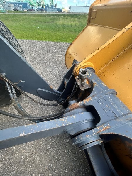  2014 DEERE 524K at Conquest Equipment Saskatchewan