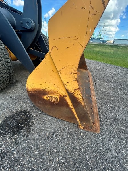  2014 DEERE 524K at Conquest Equipment Saskatchewan