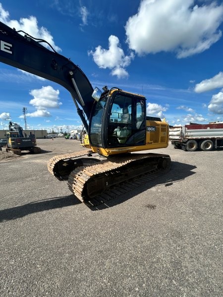  2018 DEERE 180G at Conquest Equipment Saskatchewan