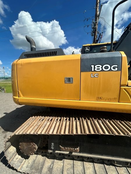 2018 DEERE 180G at Conquest Equipment Saskatchewan