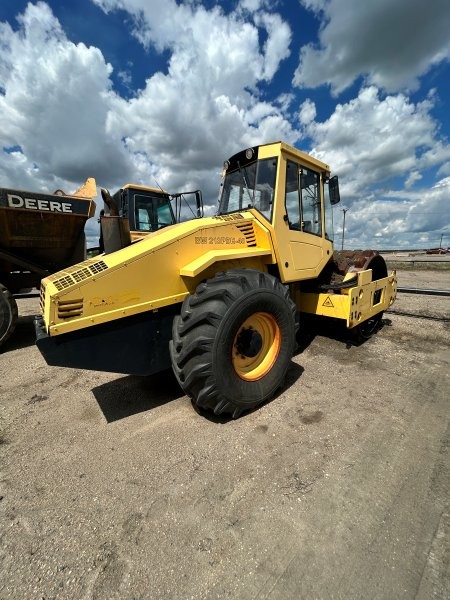  2018 DEERE 180G at Conquest Equipment Saskatchewan