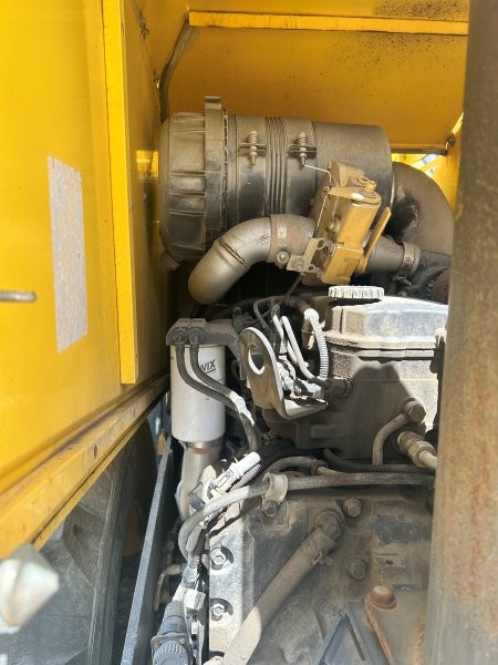  2018 DEERE 180G at Conquest Equipment Saskatchewan