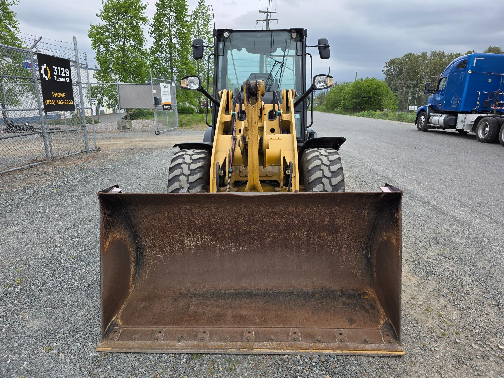  2019 CAT 906 at Conquest Equipment Saskatchewan