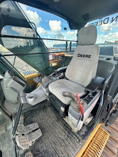  2018 DEERE 180G at Conquest Equipment Saskatchewan