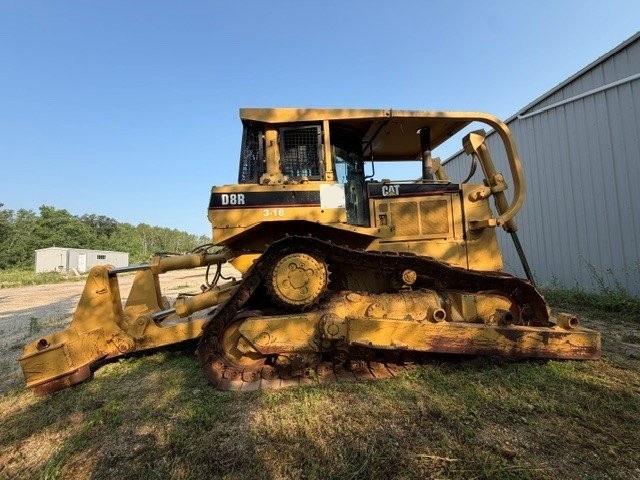  1998 CAT D8R at Conquest Equipment Manitoba