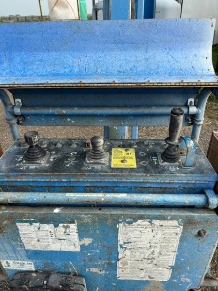  2000 Genie Z60-34 at Conquest Equipment Saskatchewan