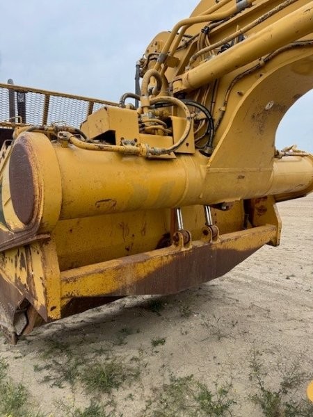  2007 CAT 627G at Conquest Equipment Saskatchewan