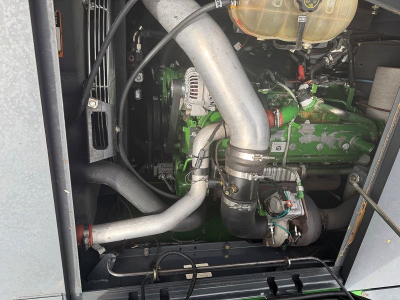  2017 DEERE 2154G at Conquest Equipment Ontario