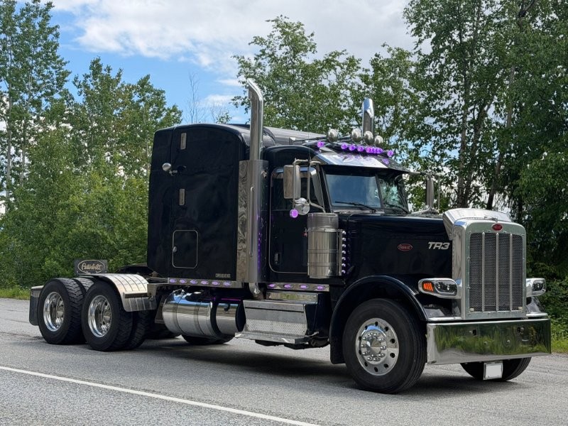  2020 Peterbilt 389 Tandem at Conquest Equipment BC