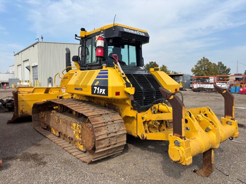  2021 KOMATSU D71PX-24 at Conquest Equipment Saskatchewan