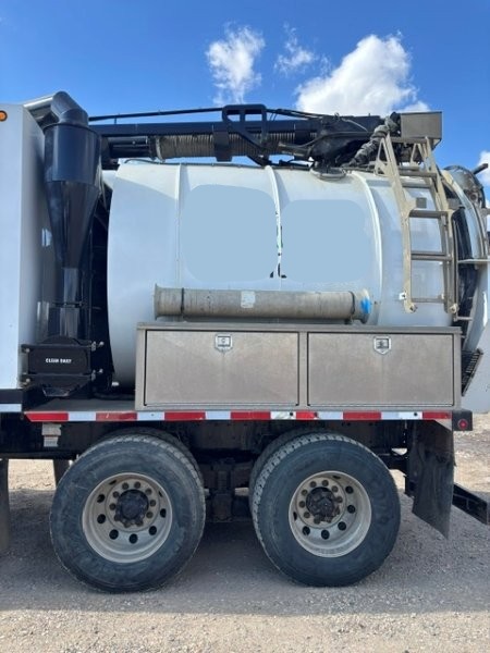  2012 Freightliner/Vac Truck Tandem / HX12 at Conquest Equipment Saskatchewan