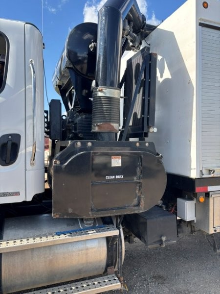  2012 Freightliner/Vac Truck Tandem / HX12 at Conquest Equipment Saskatchewan